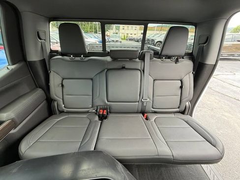 Used 2020 Chevrolet Silverado 1500 RST AWD/4WD image 15