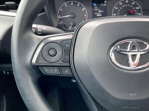 Used 2024 Toyota Corolla LE image 24