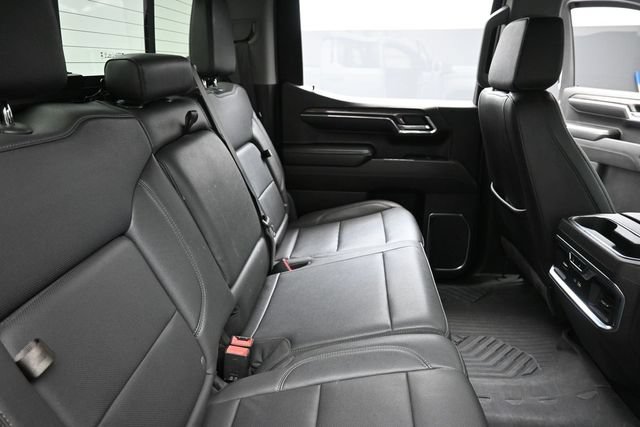 Used 2024 Chevrolet Silverado 1500 LTZ w/ LTZ Convenience Package II AWD/4WD image 29