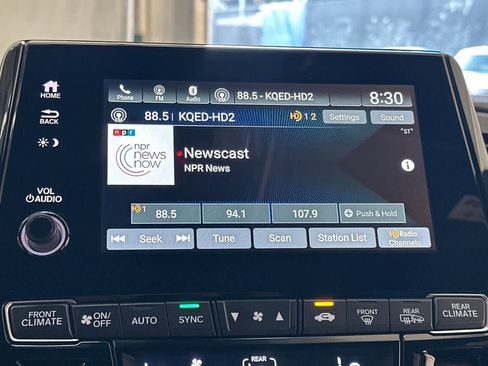 Used 2024 Honda Odyssey Sport image 18