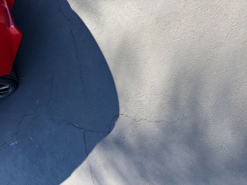 Used 2023 Toyota Camry SE w/ Convenience Package image 6