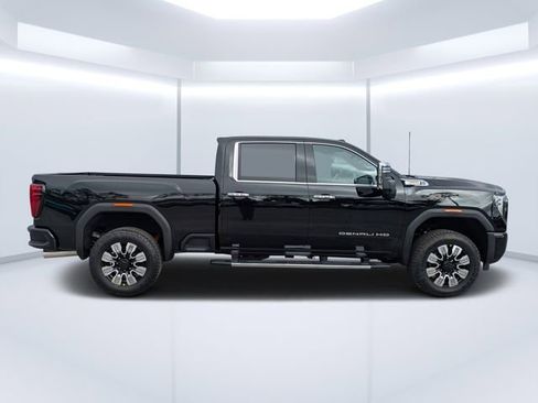 New 2026 GMC Sierra 2500 Denali w/ Denali Reserve Package AWD/4WD image 2