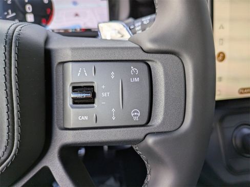 New 2026 Land Rover Defender 110 OCTA image 28