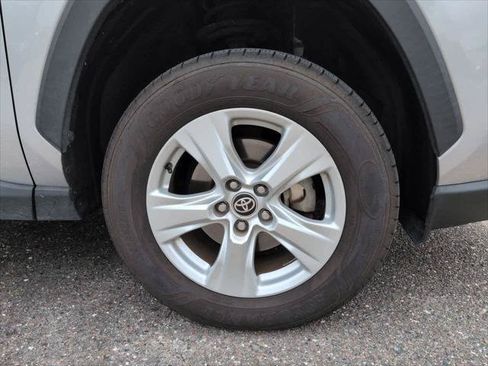 Certified 2021 Toyota RAV4 XLE AWD/4WD image 11