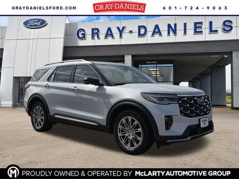 New 2026 Ford Explorer Platinum RWD image 1