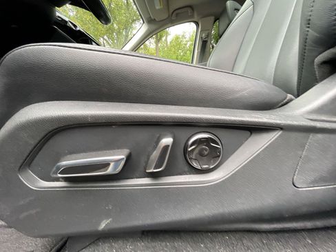 Used 2024 Acura MDX SH-AWD image 13