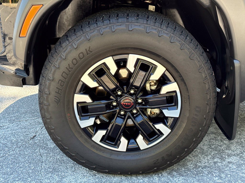 Used 2024 Nissan Frontier PRO-4X w/ Technology Package AWD/4WD image 14