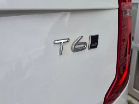 Used 2020 Volvo XC90 T6 Momentum AWD/4WD image 7