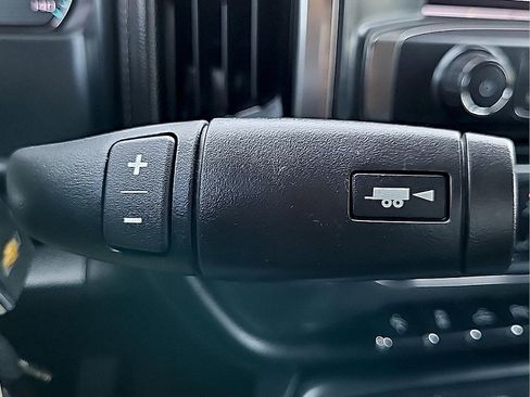 Used 2018 Chevrolet Silverado 2500 LTZ w/ Duramax Plus Package AWD/4WD image 29