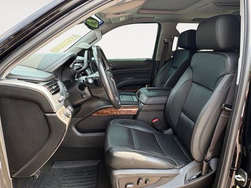 Used 2018 Chevrolet Tahoe Premier AWD/4WD image 4