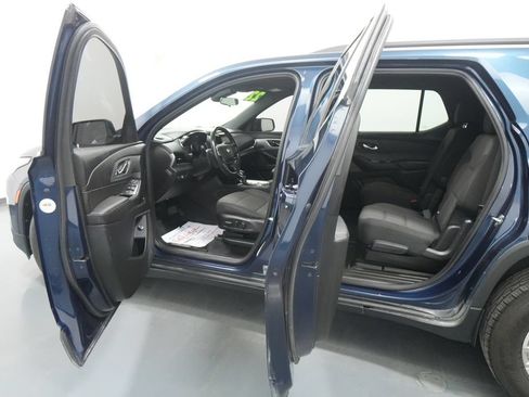 Used 2022 Chevrolet Traverse LT AWD/4WD image 22