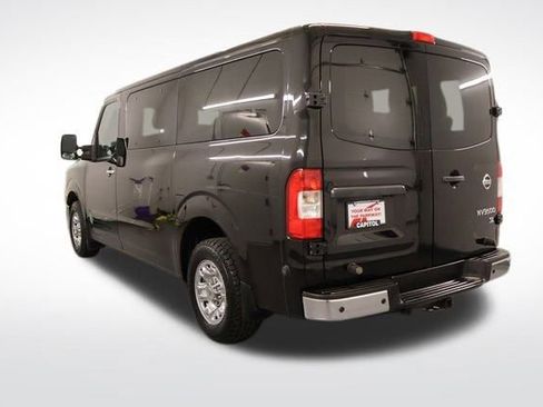 Used 2017 Nissan NV 3500 SL image 4