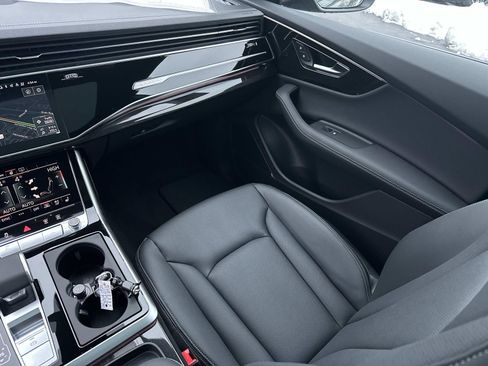 New 2026 Audi Q8 Premium Plus image 32