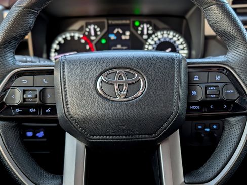 Used 2023 Toyota Tundra Limited image 21