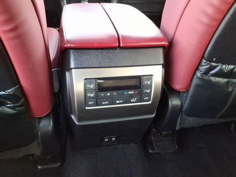 Used 2022 Lexus GX 460 Premium image 17