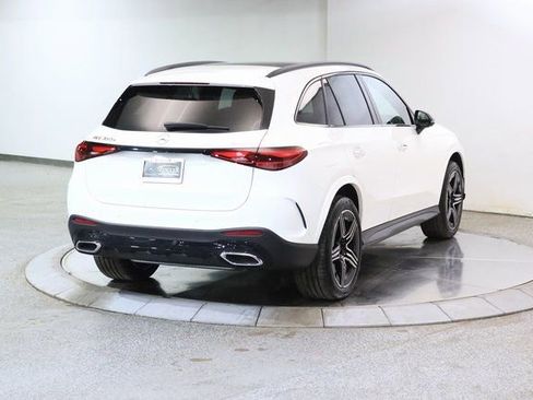 Used 2025 Mercedes-Benz GLC 350e GLC 350e w/ AMG Line image 14