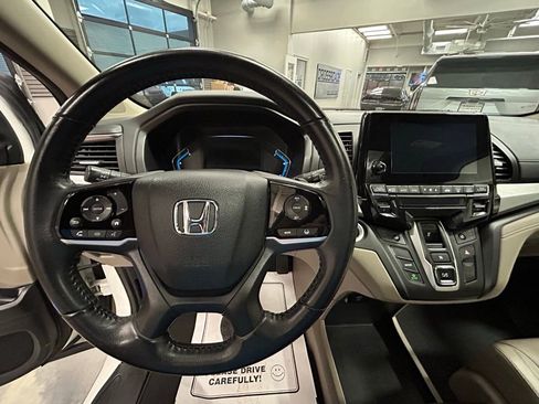 Used 2019 Honda Odyssey EX-L image 11