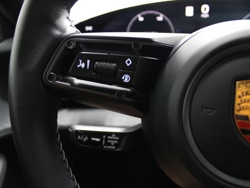 Used 2020 Porsche Taycan Turbo S AWD/4WD image 42