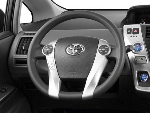 Used 2014 Toyota Prius V Five FWD image 6