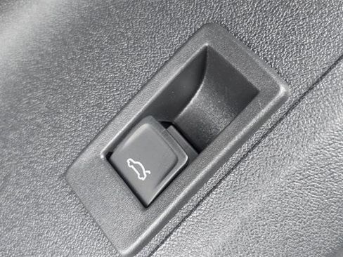 New 2025 Audi Q5 Premium Plus image 25