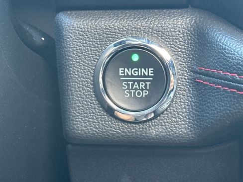 Used 2024 Ford Expedition Limited image 35