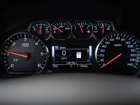 Used 2018 GMC Yukon SLT w/ Premium Edition AWD/4WD image 19