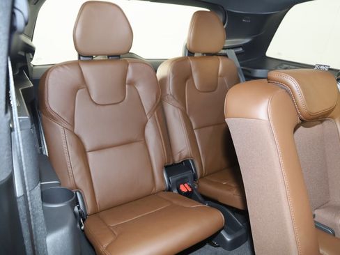 Used 2023 Volvo XC90 T8 Ultimate w/ Protection Package Premier image 14