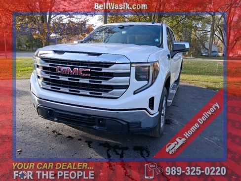 Used 2022 GMC Sierra 1500 SLE image 1