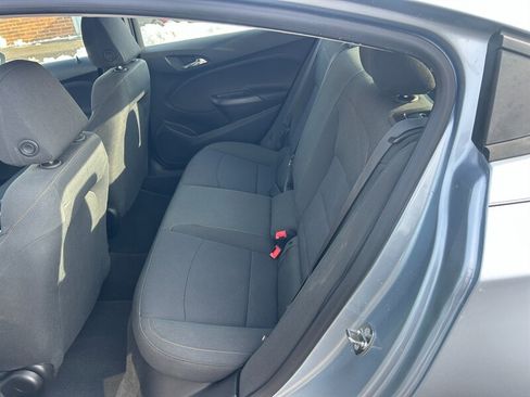 Used 2018 Chevrolet Cruze LS FWD image 10
