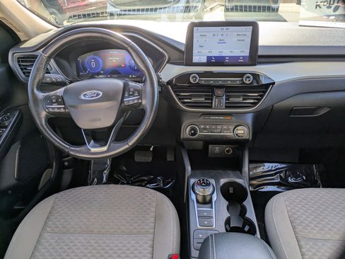 Used 2020 Ford Escape SE Sport image 27