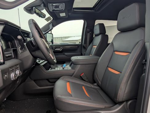 New 2026 GMC Sierra 2500 AT4 w/ AT4 Premium Plus Package image 2