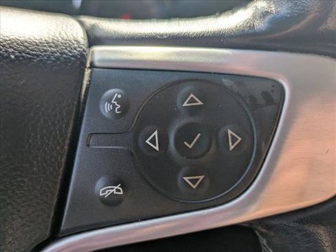 Used 2019 GMC Yukon XL SLT image 12