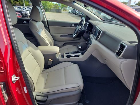 Used 2017 Kia Sportage EX w/ EX Premium Package FWD image 7