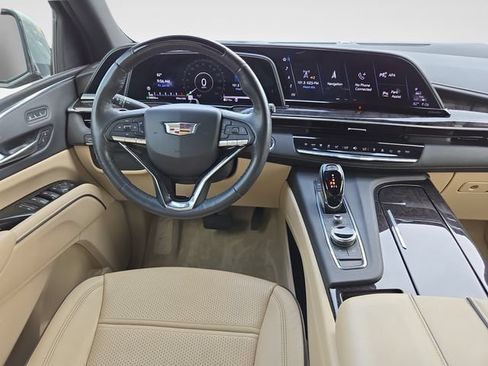 Used 2023 Cadillac Escalade ESV Premium Luxury AWD/4WD image 10