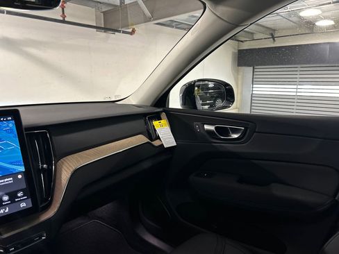 Used 2026 Volvo XC60 B5 Core w/ Protection Package Premier AWD/4WD image 24