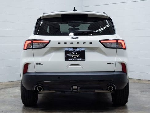 Used 2022 Ford Escape SEL w/ SEL Stealth AWD Package image 9