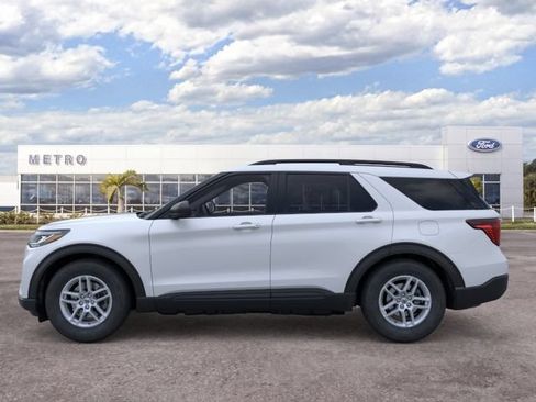 New 2026 Ford Explorer Active w/ Active Comfort Package RWD image 3