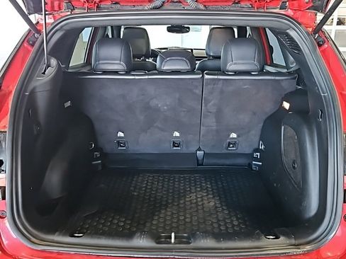 Used 2022 Jeep Compass Limited w/ (RED) Package image 18