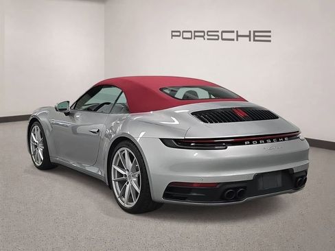 Certified 2022 Porsche 911 Carrera image 3