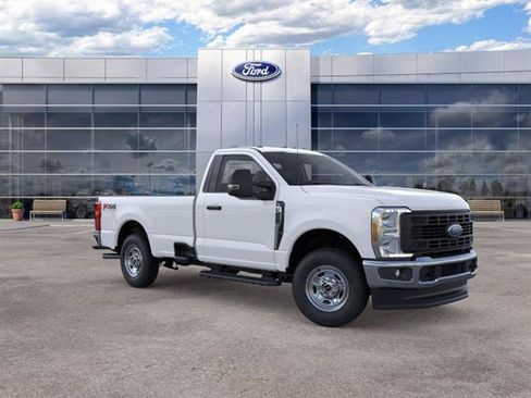 New 2026 Ford F250 XL w/ FX4 Off-Road Package AWD/4WD image 8