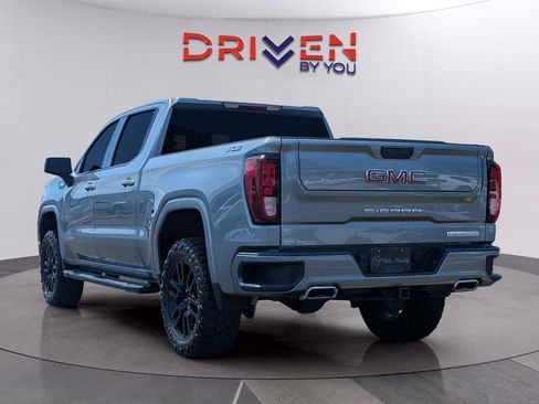 Used 2024 GMC Sierra 1500 Elevation w/ X31 Off-Road Package AWD/4WD image 4