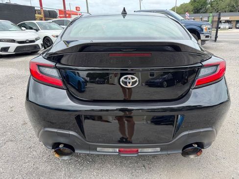 Used 2023 Toyota GR86 Premium w/ ALL Weather Mat Package (TMS) RWD image 6