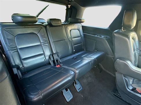 Used 2023 Lincoln Navigator Reserve image 31