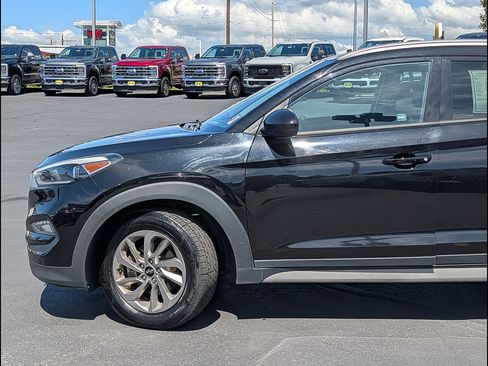 Used 2017 Hyundai Tucson SE w/ SE Popular Package 02 AWD/4WD image 10