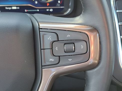 Used 2024 Chevrolet Suburban High Country w/ Max Trailering Package image 18