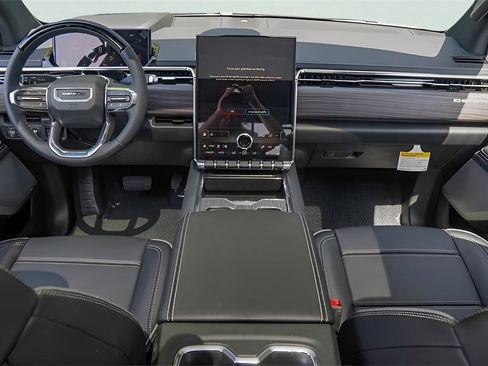 New 2025 GMC Sierra EV Denali image 32