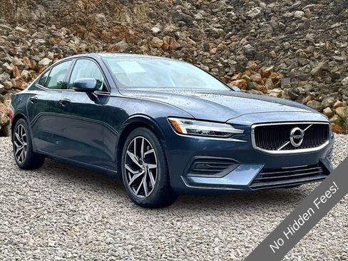 Used 2019 Volvo S60 T6 Momentum w/ Premium Package AWD/4WD image 10