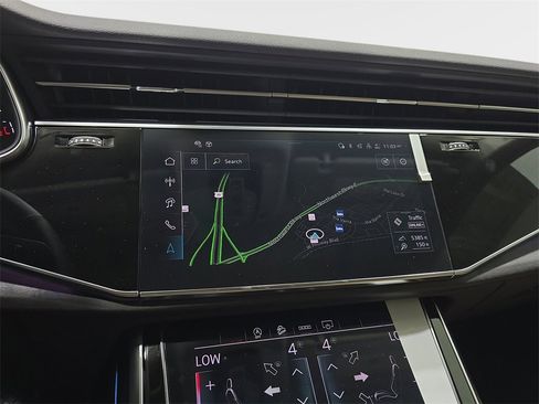 New 2025 Audi Q8 Premium Plus image 21