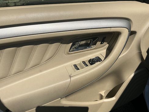 Used 2015 Ford Taurus SEL w/ Equipment Group 201A image 14