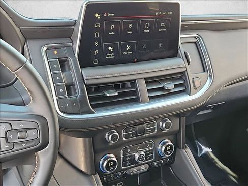 Used 2024 GMC Yukon AT4 w/ AT4 Premium Plus Package AWD/4WD image 12